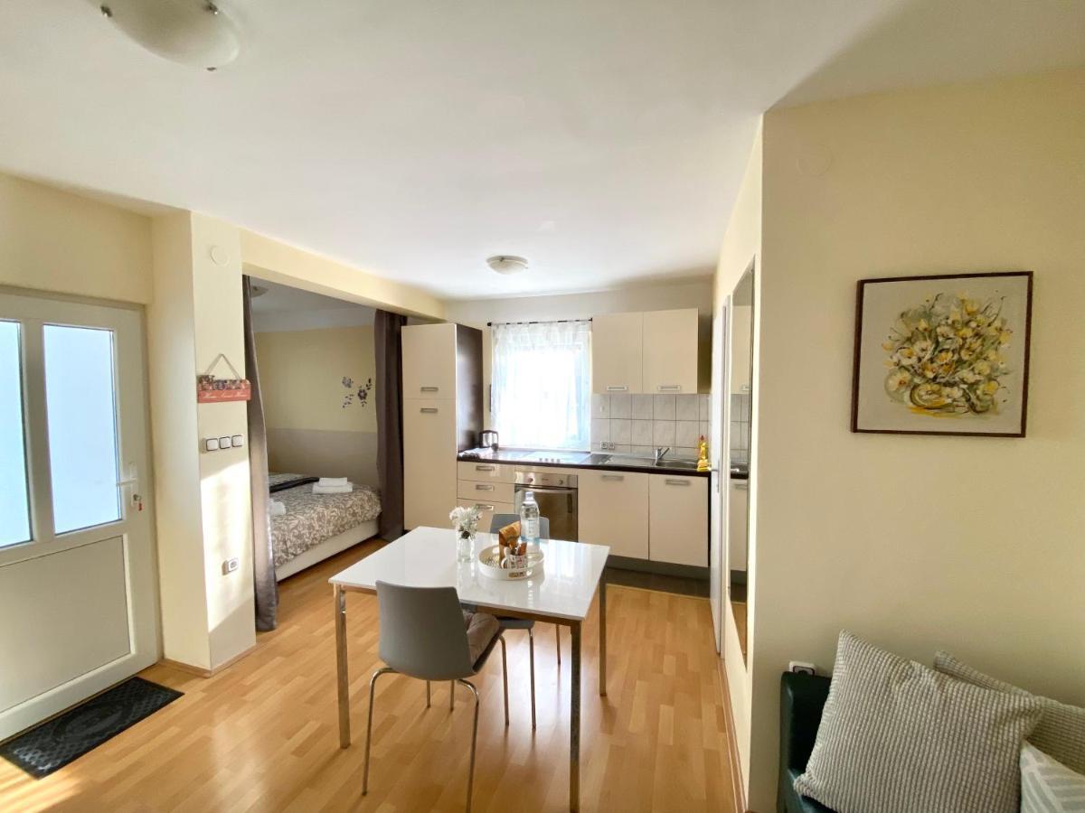 Apartman Lucija Gradici エクステリア 写真