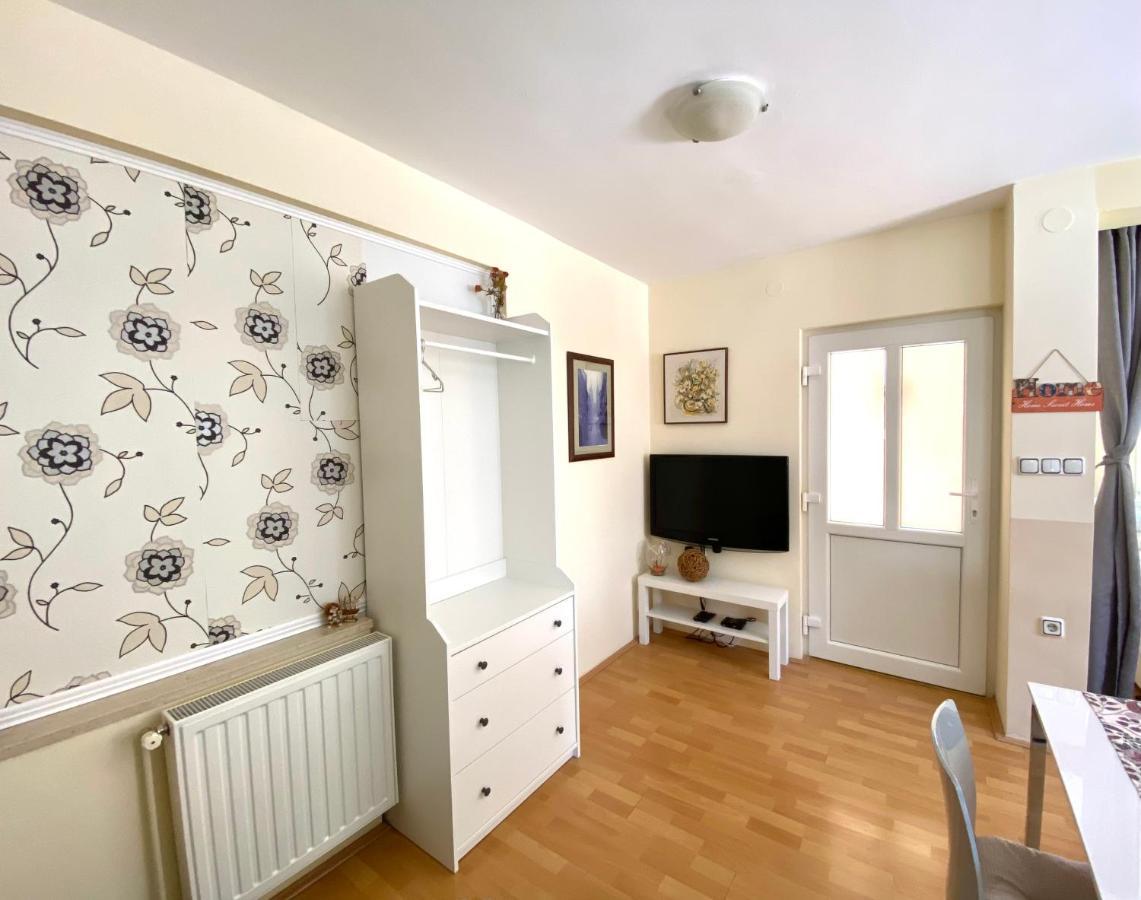 Apartman Lucija Gradici エクステリア 写真