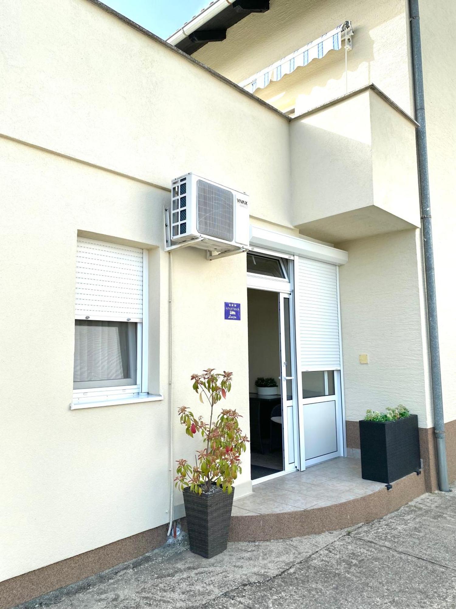 Apartman Lucija Gradici エクステリア 写真